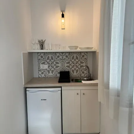 Annarita Apartman Adámasz