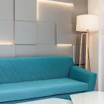 Amelia Deluxe * آداماس