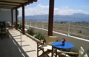 Daire Amelia Deluxe Adamantas (Milos)