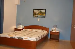 Annarita Adamantas (Milos)
